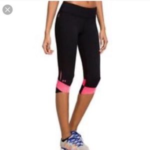 Under Armour - Compression Crop Leggings - Size: M